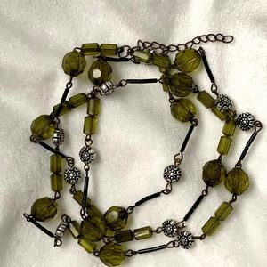 Necklace olive green